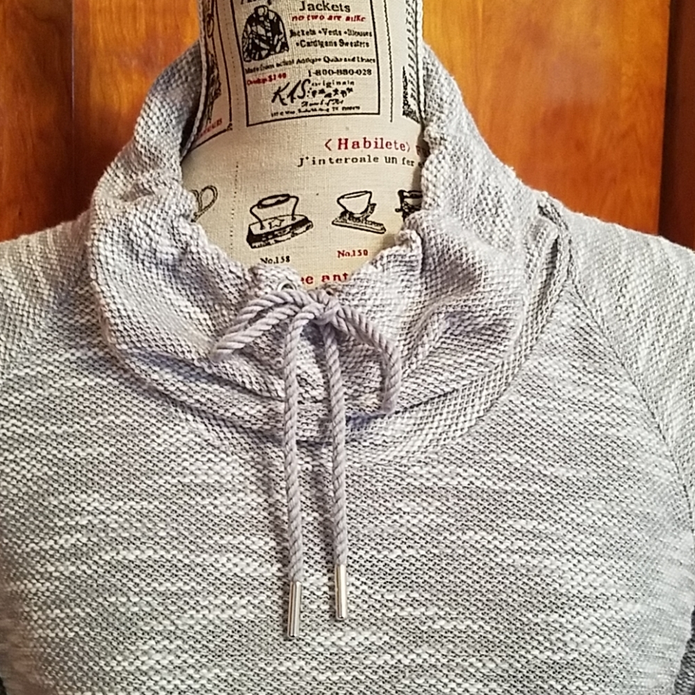 Cowl neck sweater - Picture 2 of 6